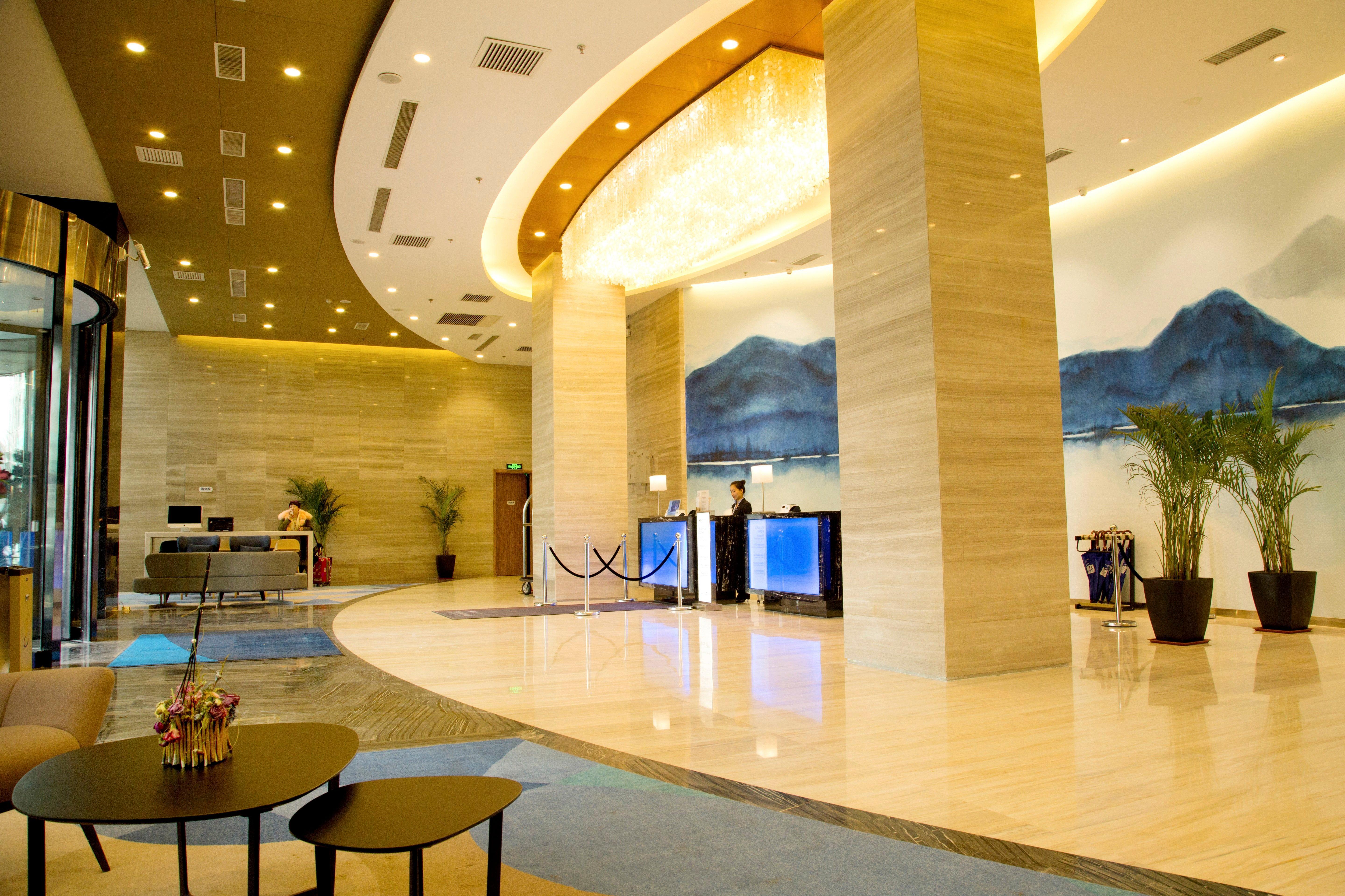 Holiday Inn Express Anshan Downtown By Ihg Exterior photo