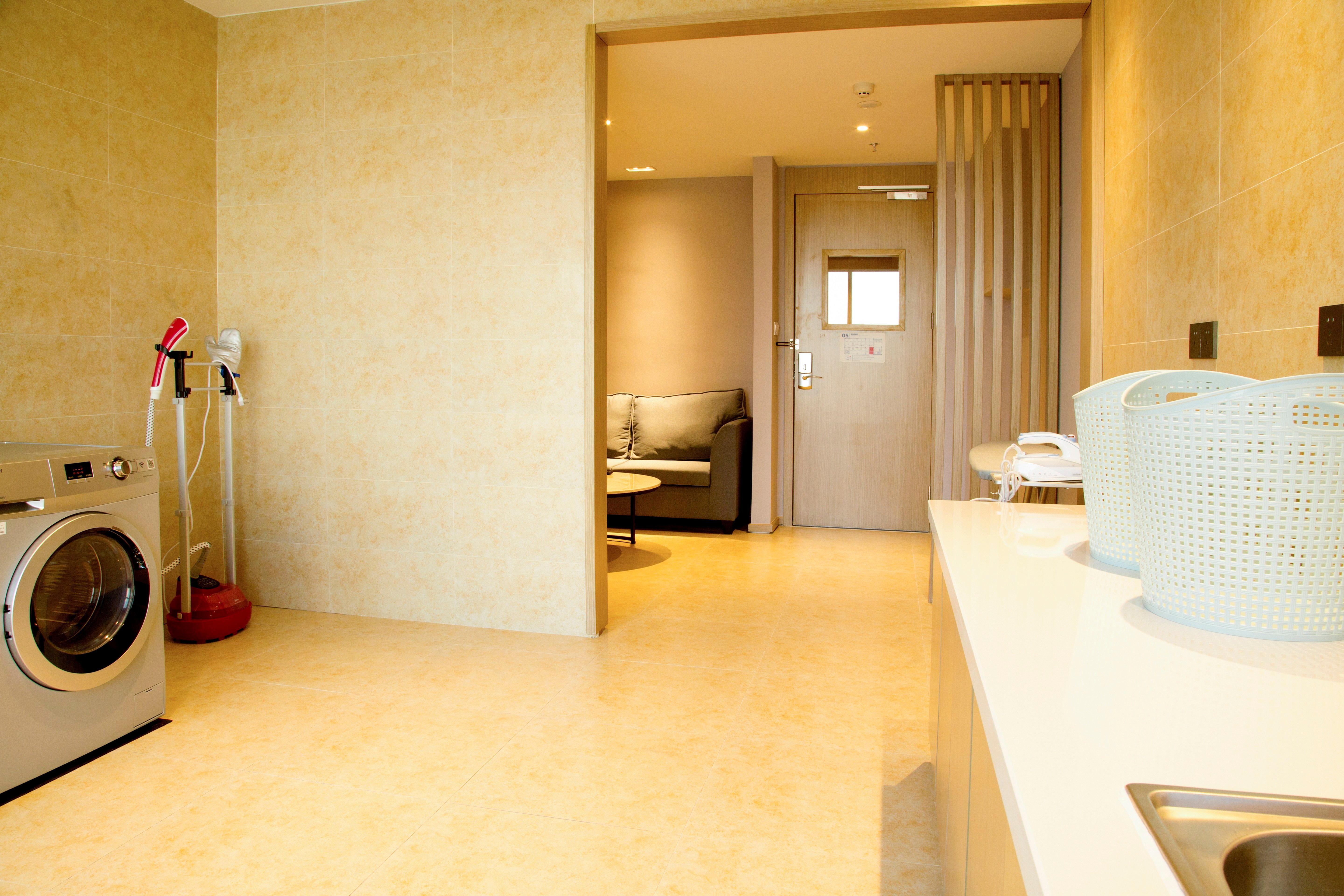 Holiday Inn Express Anshan Downtown By Ihg Exterior photo