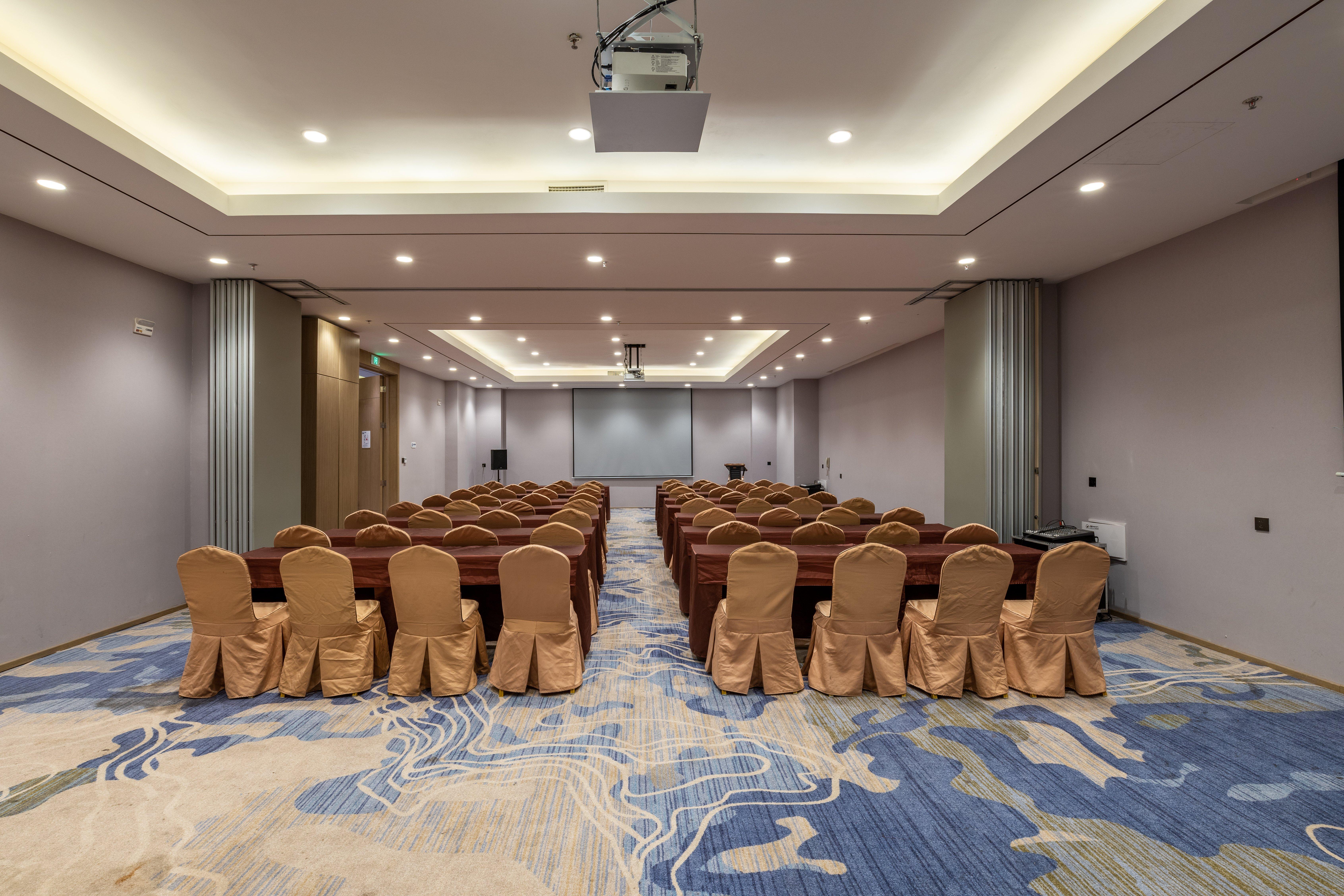 Holiday Inn Express Anshan Downtown By Ihg Exterior photo